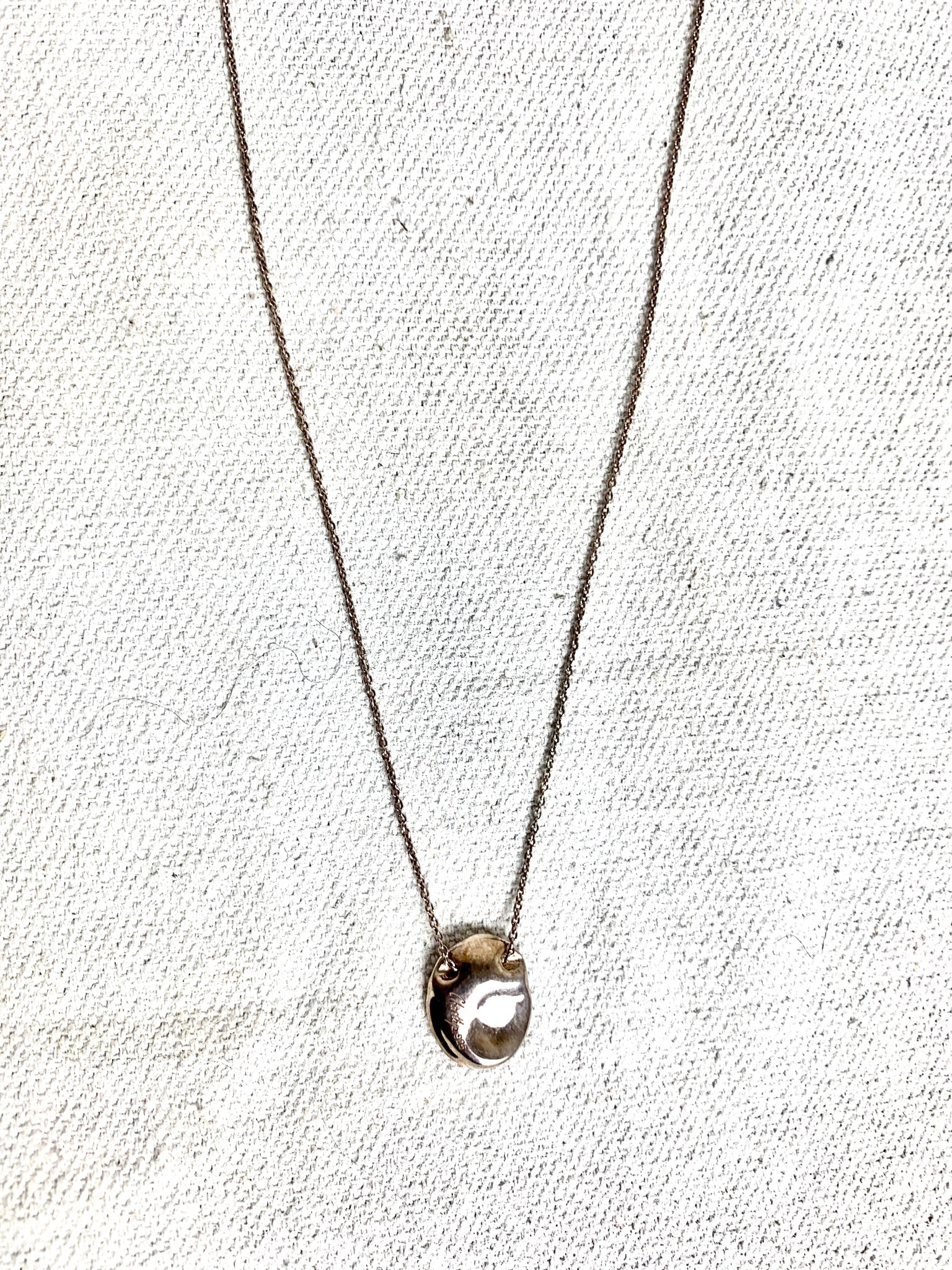 Chorthip Pebble Pendant Necklace